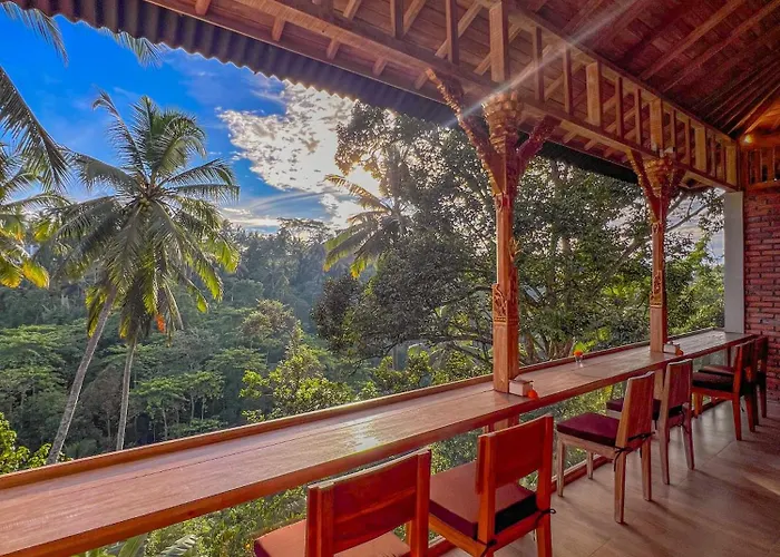 Made Punia's Hidden Jungle Hotel Ubud