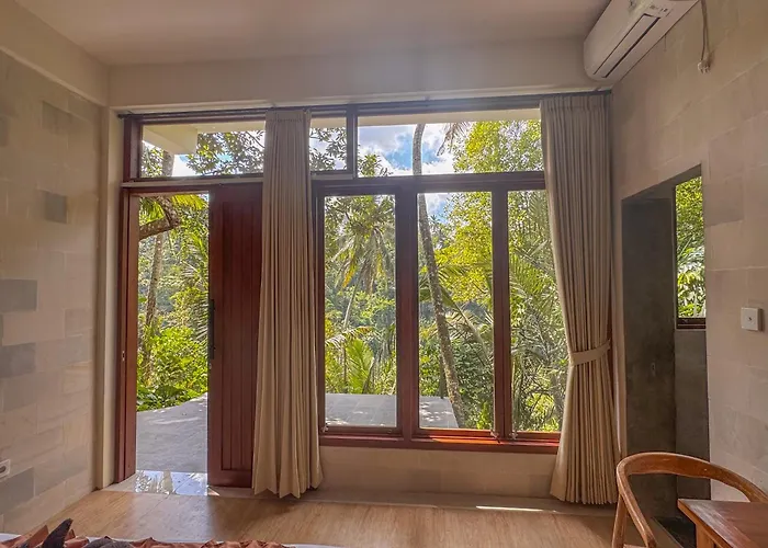 Made Punia's Hidden Jungle Hotel Ubud